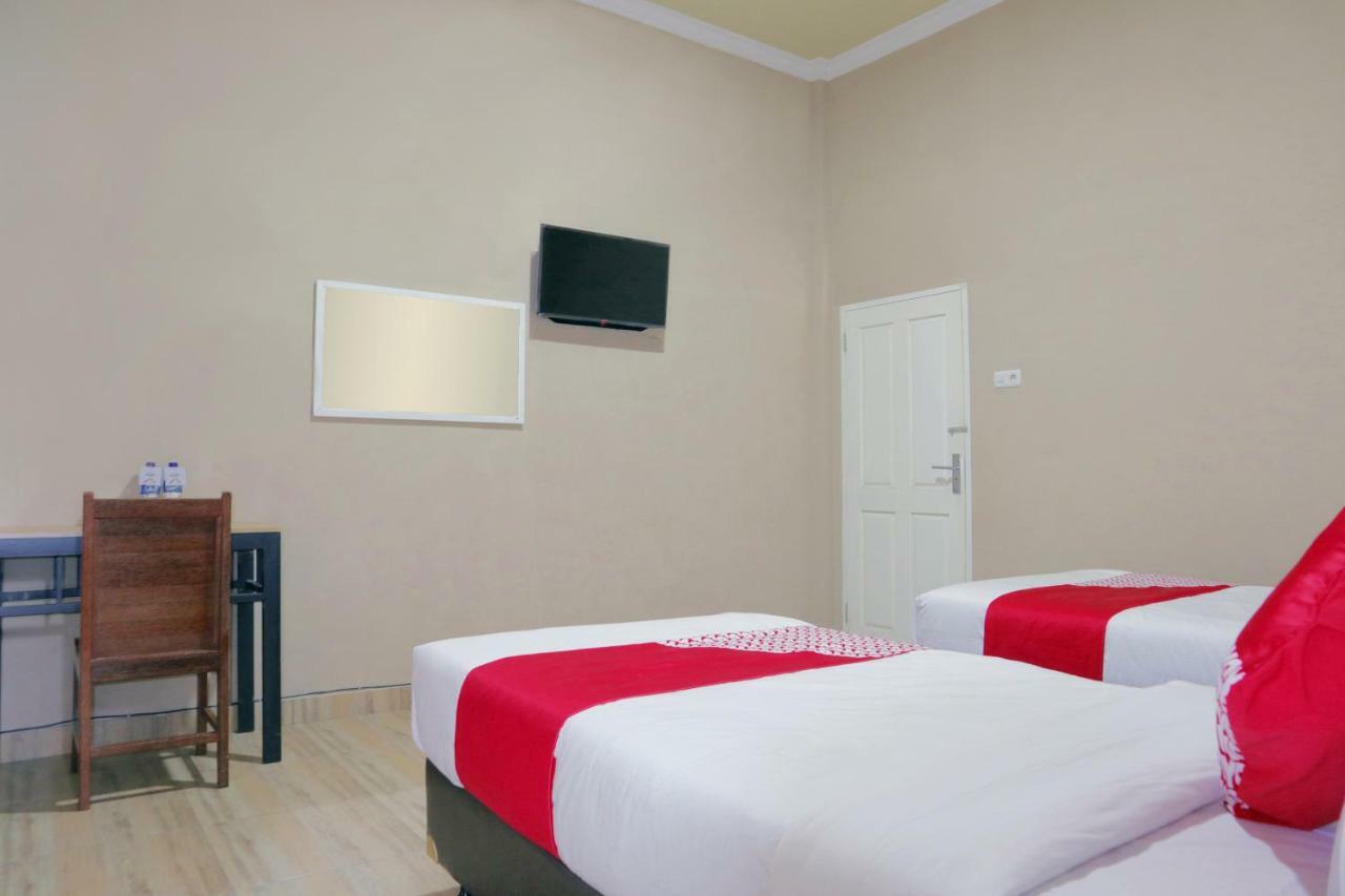 Oyo 1386 Hotel Grand Gabelo Букиттинги Экстерьер фото