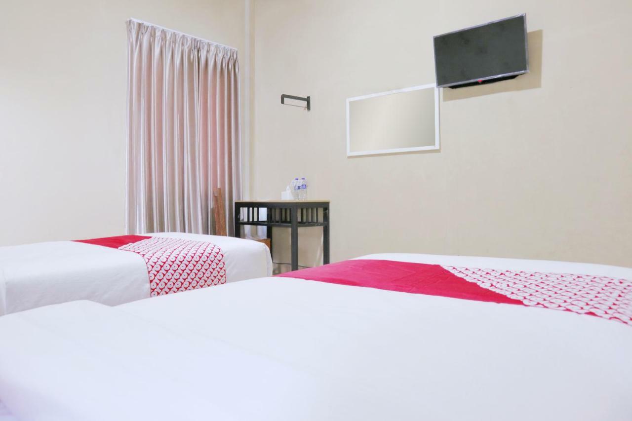 Oyo 1386 Hotel Grand Gabelo Букиттинги Экстерьер фото